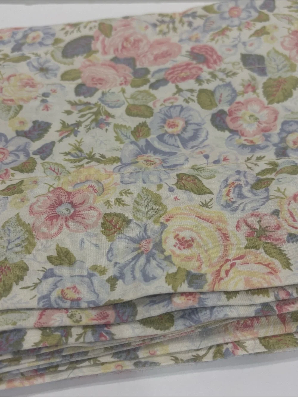 Vtg Laura Ashley Sycamore Quartet Floral Valance 18x83” Yellow Pink Cottagecore